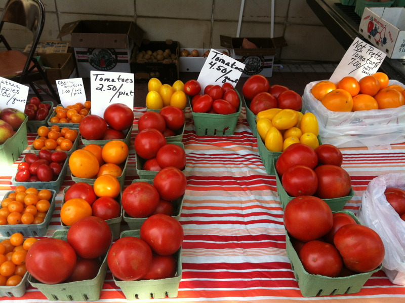 Farmer's Market Tomatoes | Arena District | Columbus, Ohio